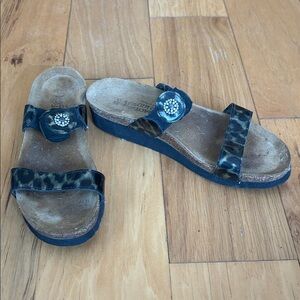 Naot slides rhinestone and leopard detail. Size 39/8